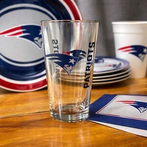 Set of 4 New England Patriots Glasses